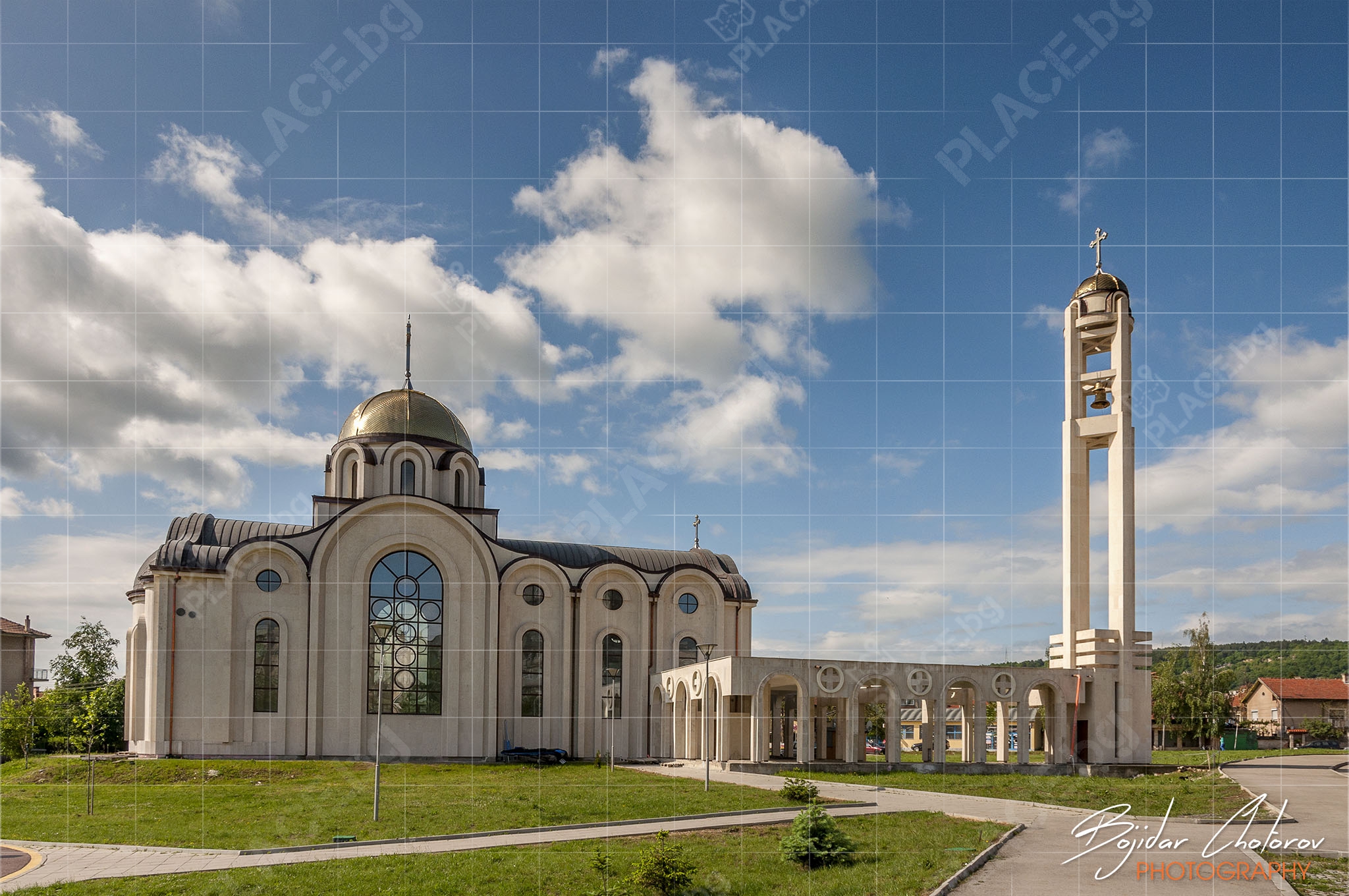Храм "Свети дух" в Монтана