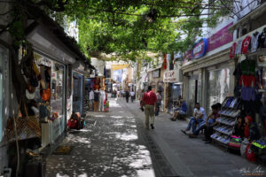 Една от приятните търговски улички в Бодрум