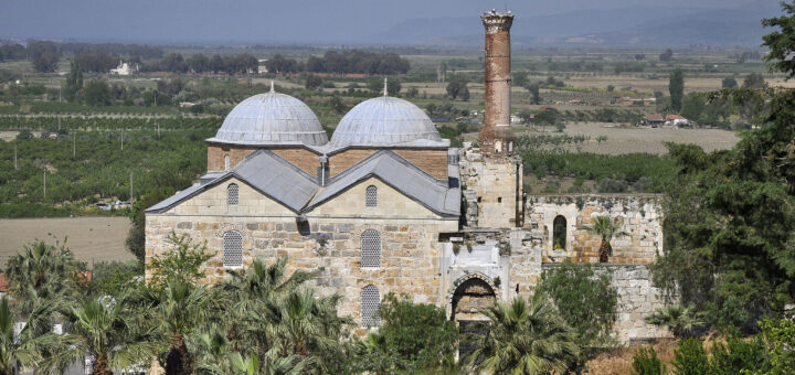 Джамия „Иса Бей“