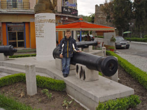 Паметник на народния герой Муйо Улцин в Дурес