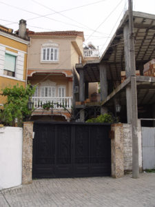 Дурес, Албания