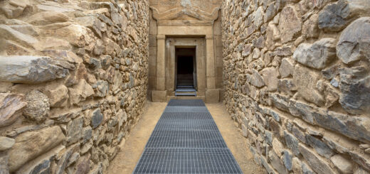 Тракийска гробница Грифони