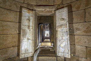 Мраморите врати в гробницата на Севт III