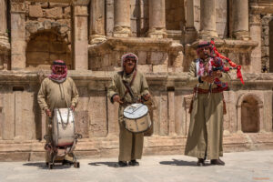 Джераш - музиканти изпълняващи традиционна музика в големият амфитеатър