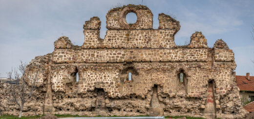 Кервансарай "Калето в Нови хан