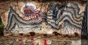 Вампир - графит в The Rural Murals Project - Gallery One