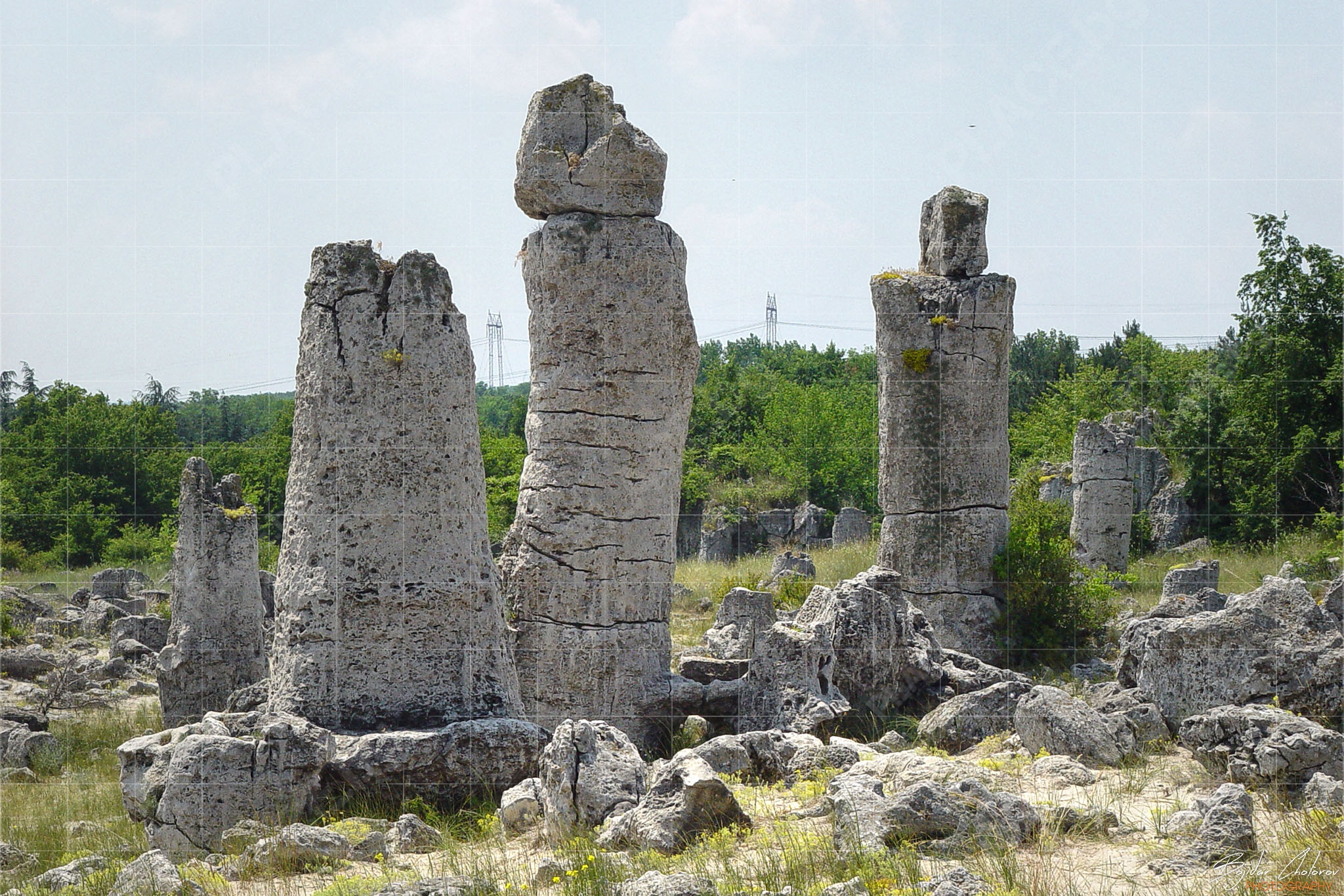 Побитите камъни