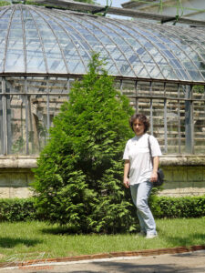 Оранжерии с над 310 вида растения в резиденция Евксиноград