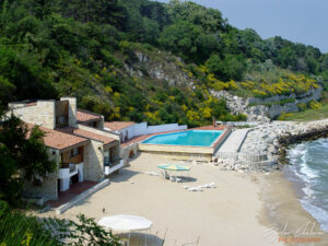 &bdquo;Слънчево бунгало&ldquo; в резиденция &bdquo;Евксиноград&ldquo;