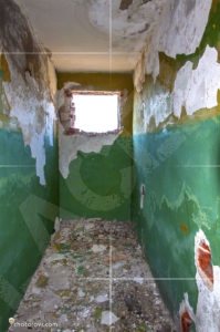 Изолатор (карцер) в изоставения военен затвор