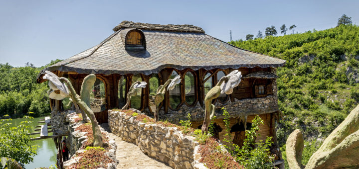 Златен парк, Луковит